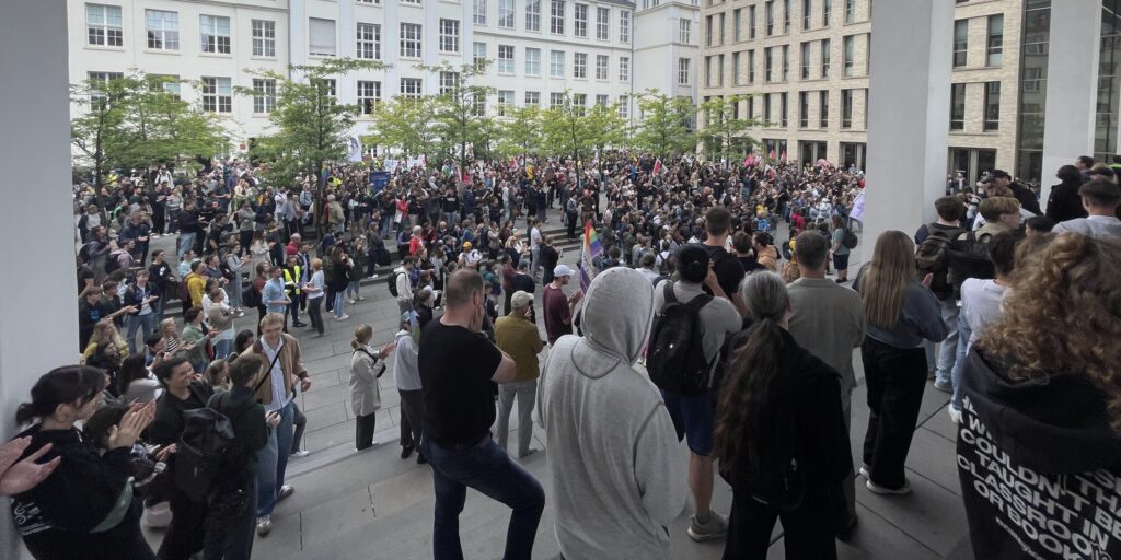 Tausende Studierende und Beschäftigte protestierten am 8. Juli hessenweit gegen die geplanten Kürzungen der schwarz-roten Landesregierung an hessischen Hochschulen.